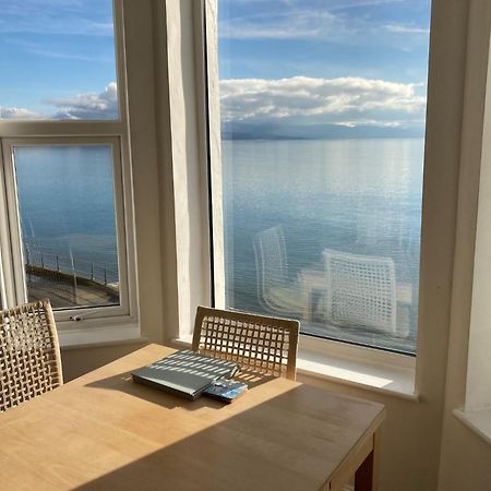 Marine Terrace Apartments 克里基厄斯 外观 照片