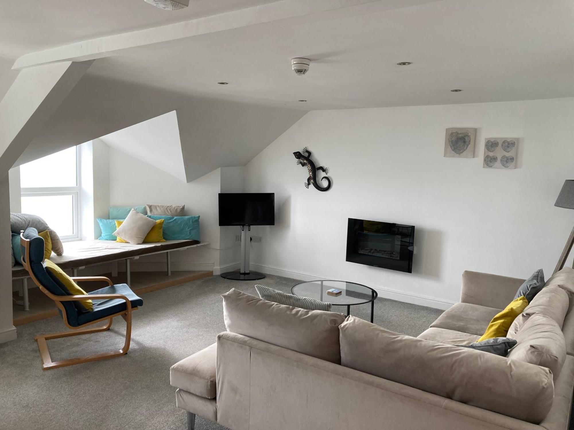 Marine Terrace Apartments 克里基厄斯 外观 照片